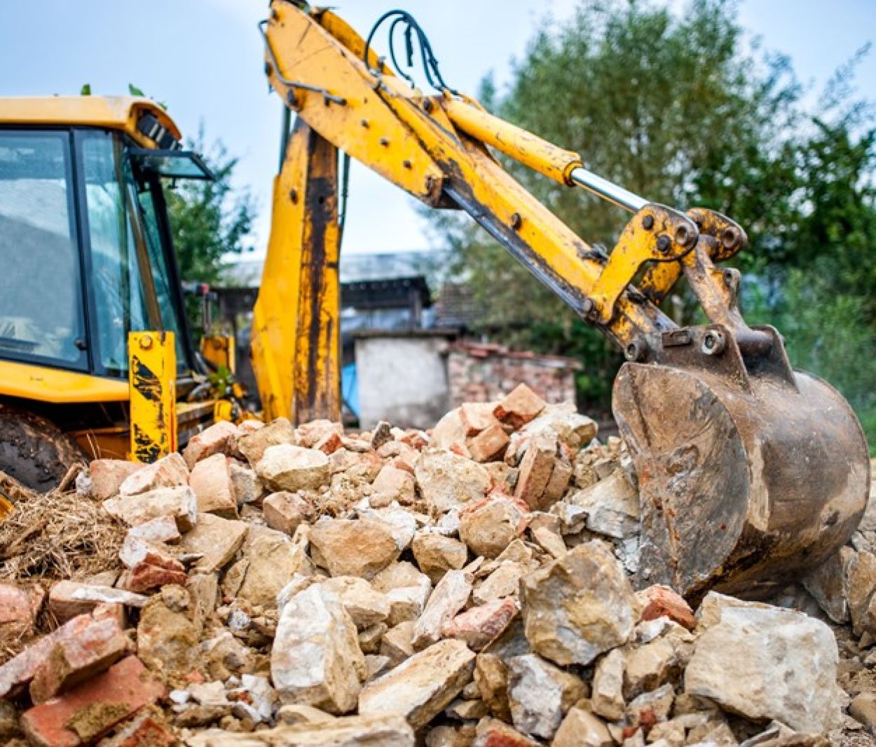 Koper verplicht tot sloop: geen levering bouwgrond