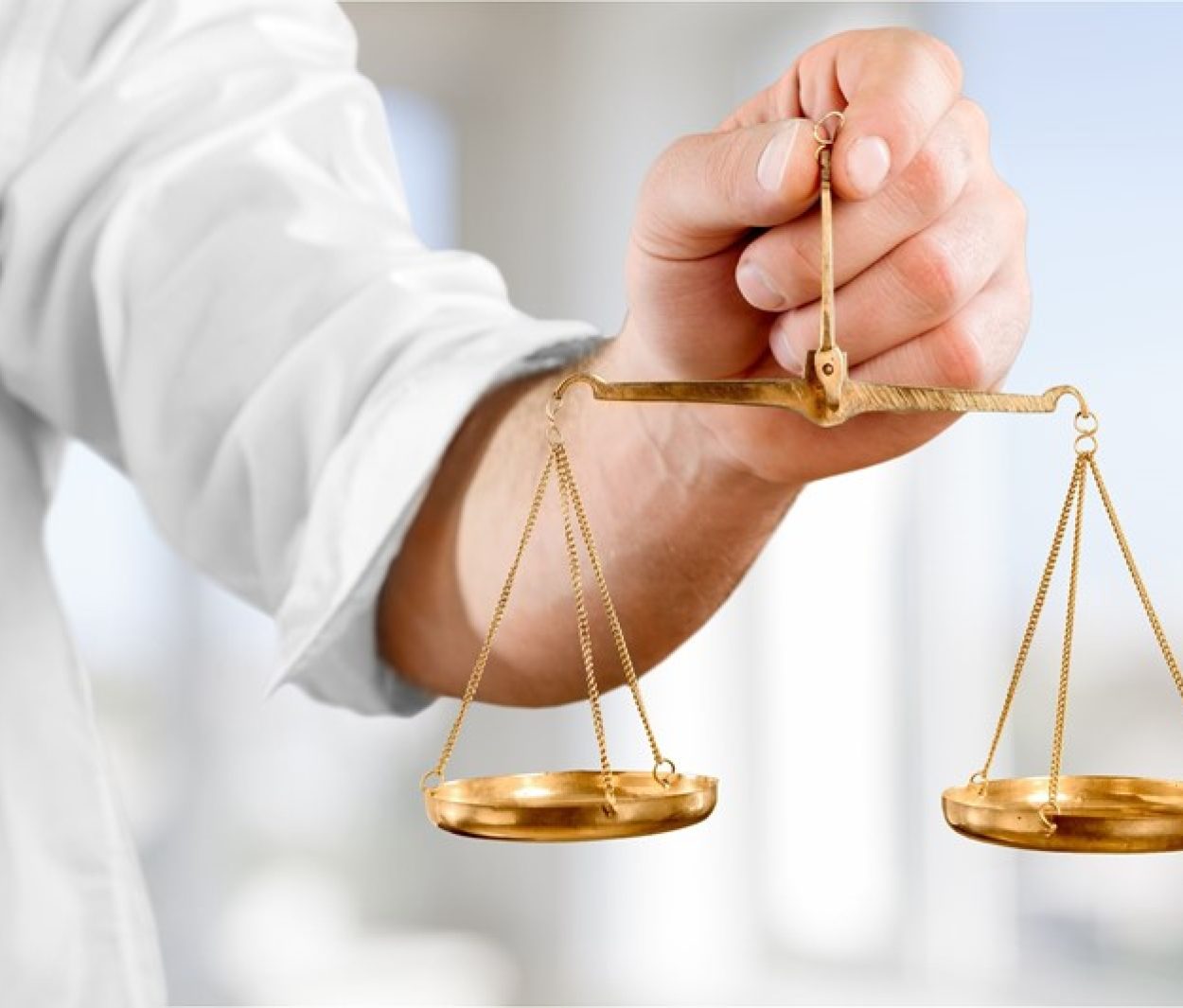 Gelijk loon, gelijk fout: hoe de Belastingdienst dga's op één hoop gooit